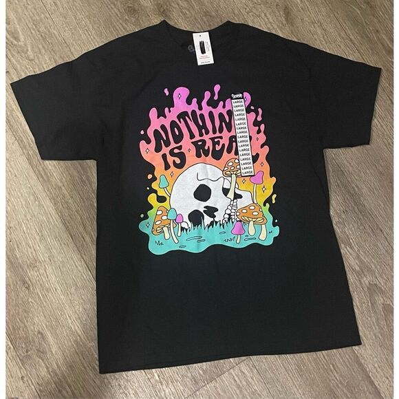 Spencer’s Nothing is Real Trippy Graphic T Shirt Large Men’s New - Picture 1 of 4